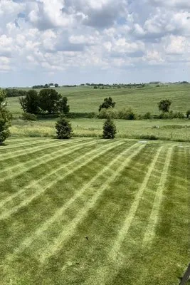 Legendary Lawn Care Logo