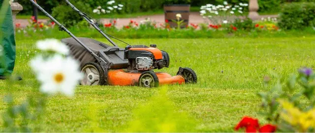 Local landscape design with custom design in Decatur, AL by Legendary Lawn Cares