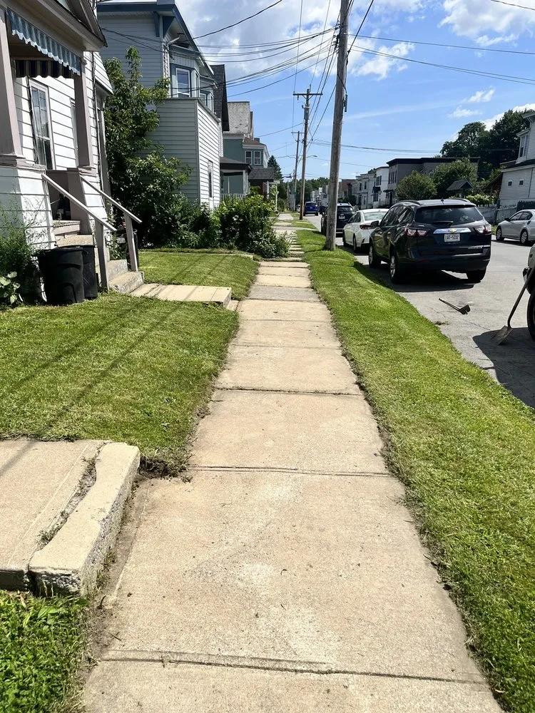 Custom garden landscaping experts serving Amsterdam, NY - Legends landscaping & pressure washing