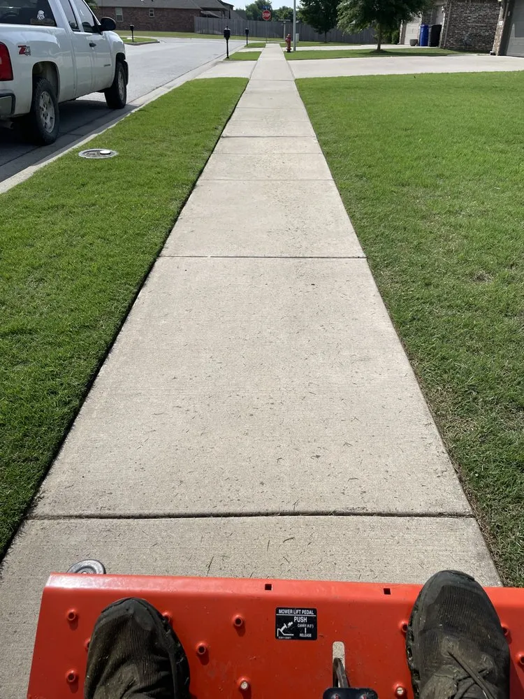 Local lawn care service experts serving Broken Arrow, OK - Legends Lawn Solutions