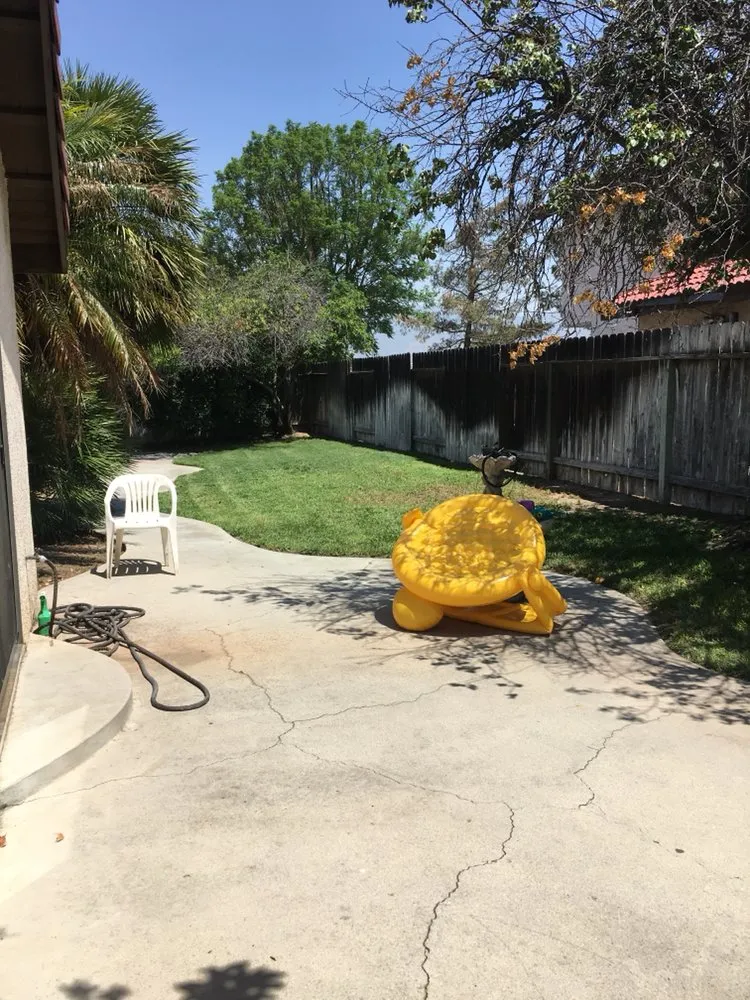 Top-rated garden landscaping in Redlands, CA by Legend's Mowing Service and More