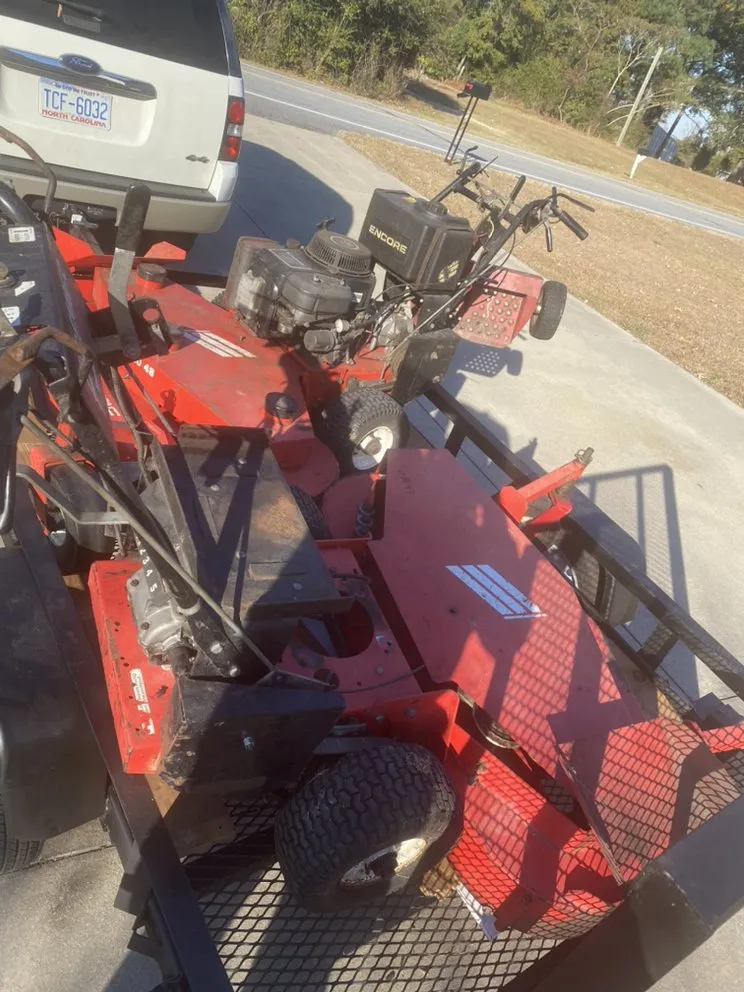 Local landscaping services experts serving Greenville, NC - Legit Lawns & Pressure Washing