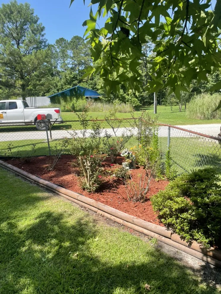 Expert outdoor landscaping in Jacksonville, NC by Legit Services Lawncare