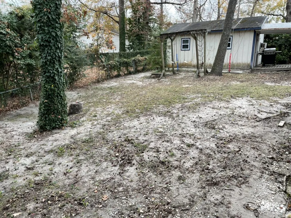 Custom lawn mowing service in Jacksonville, NC by Legit Services Lawncare