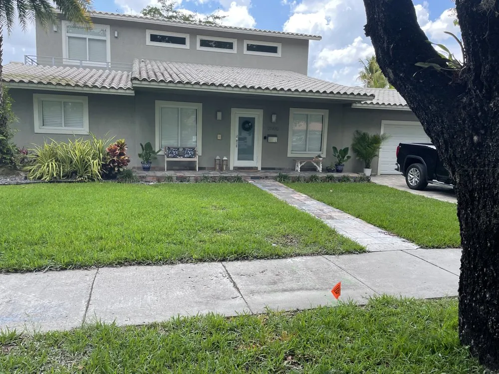 Reliable yard maintenance in Miami, FL by Lego Lawn Services