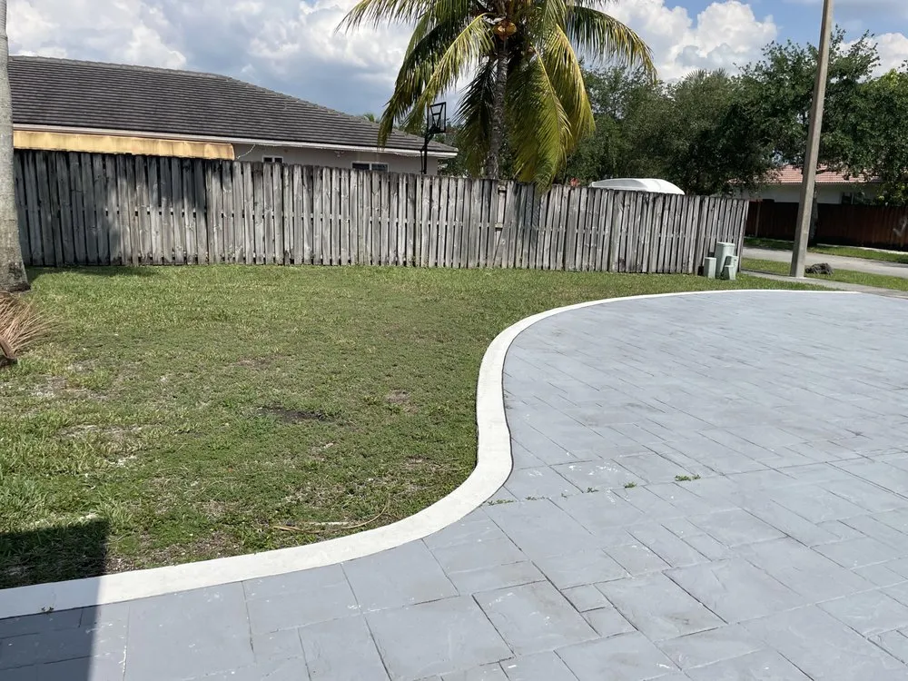Expert yard maintenance in Miami, FL - Lego Lawn Services