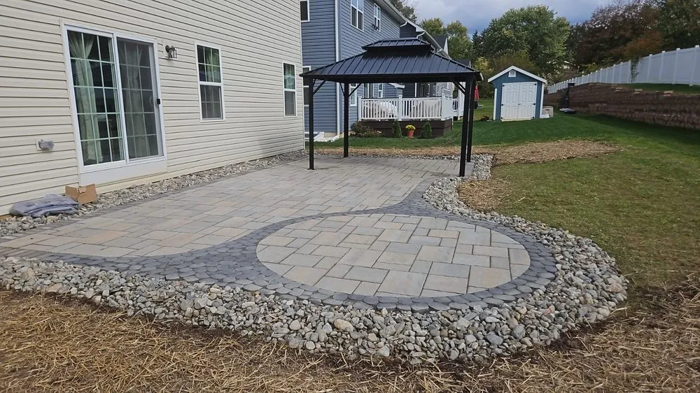 Expert landscaping services near you in Zionsville, PA by Lehigh Valley Lawn