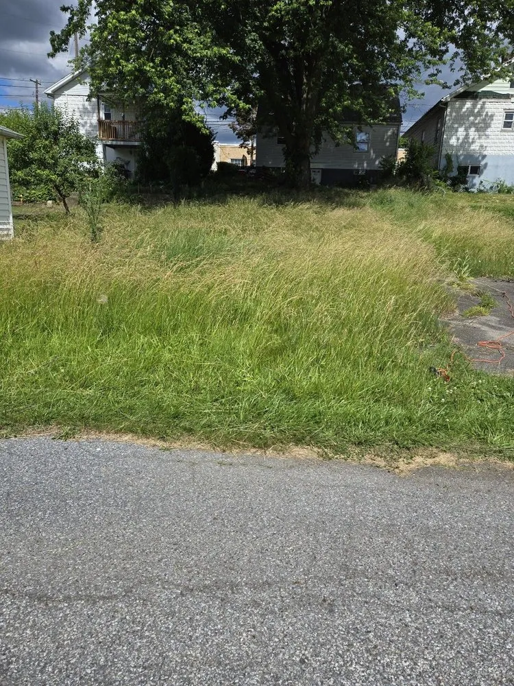 Trusted lawn mowing service for outdoor upgrades in Bethlehem, PA by Lehigh Yardworks