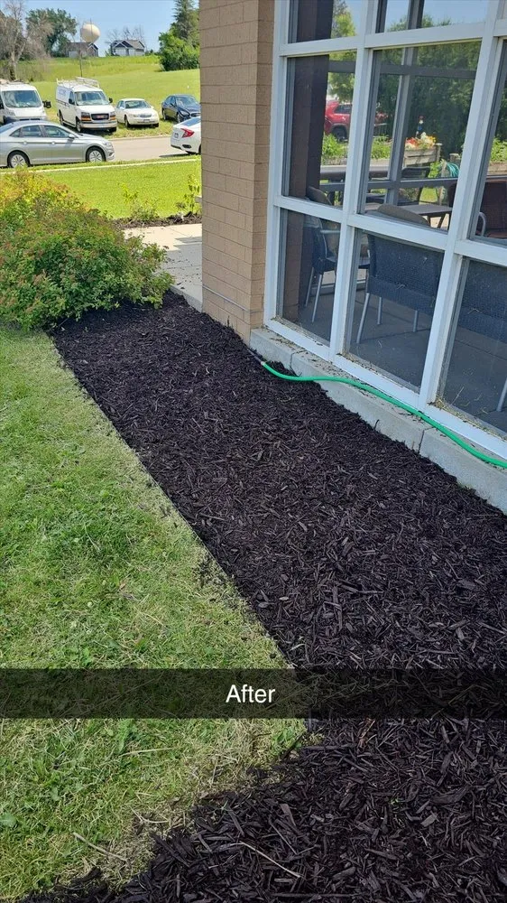 Top-rated lawn care service in Rochester, MN by Lehman Outdoors