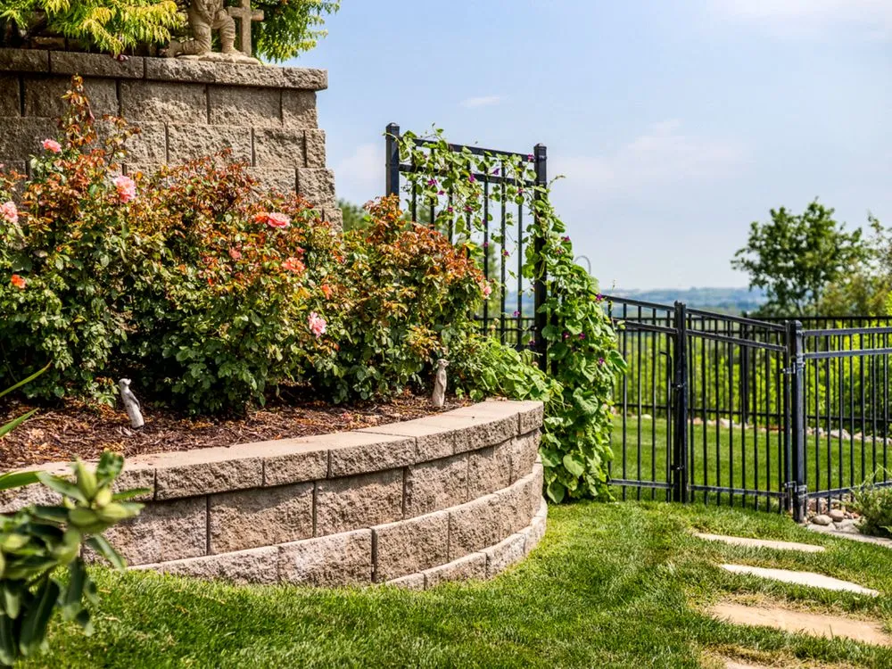 Custom residential landscaping near you across Glenwood, IA - Leick Construction