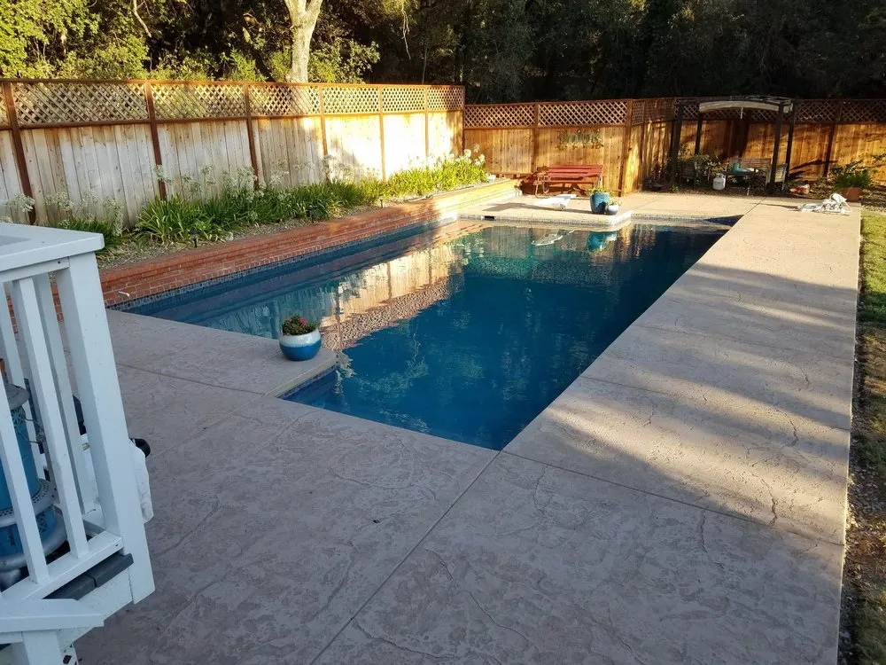 Top-rated lawn care service in Napa, CA by Leija Concrete