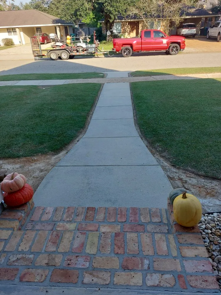 Top-rated landscape installation in Hammond, LA by Leikers lawncare