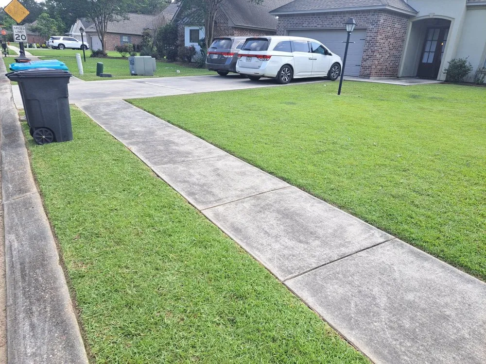 Professional residential landscaping with custom design across Hammond, LA - Leikers lawncare