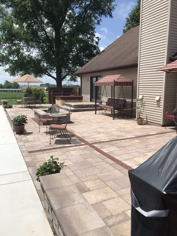 Trusted yard maintenance in Terre Haute, IN by Leisure Escapes