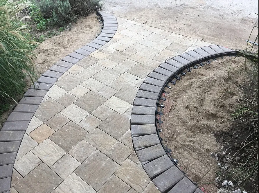 Top-rated garden landscaping experts serving Terre Haute, IN - Leisure Escapes