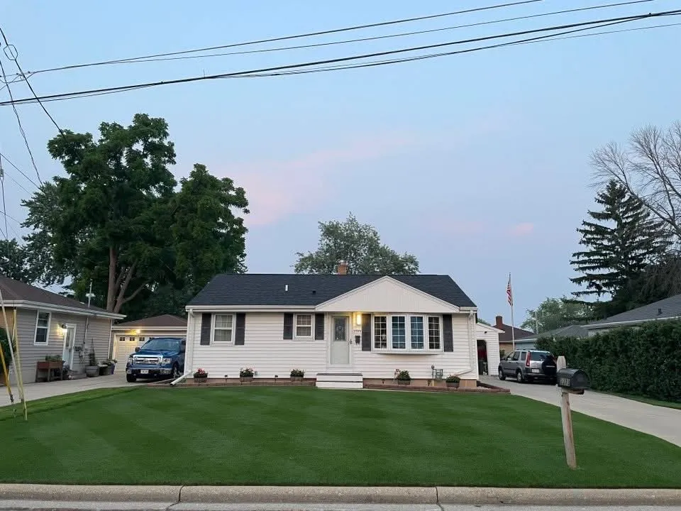 Local outdoor landscaping experts serving Huntington Station, NY - Leisure Lawns