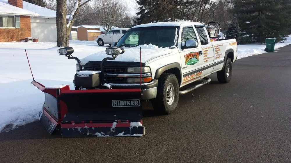 Affordable outdoor landscaping experts serving Dayton, OH - Leisuretime Lawncare