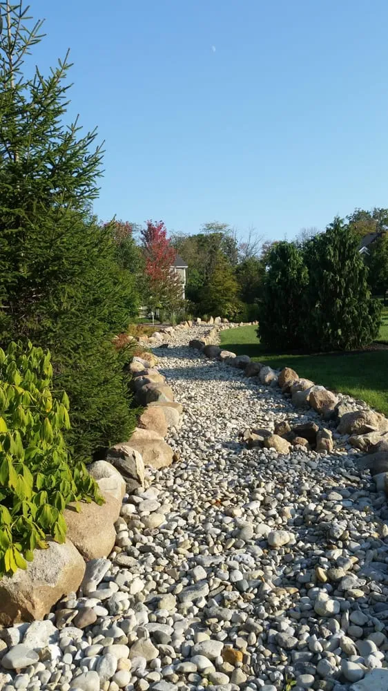 Professional lawn mowing service in Dayton, OH by Leisuretime Lawncare