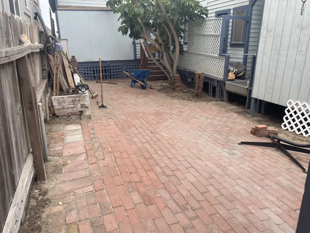 Reliable lawn care service experts serving Huntington Beach, CA - Lember Landscapes