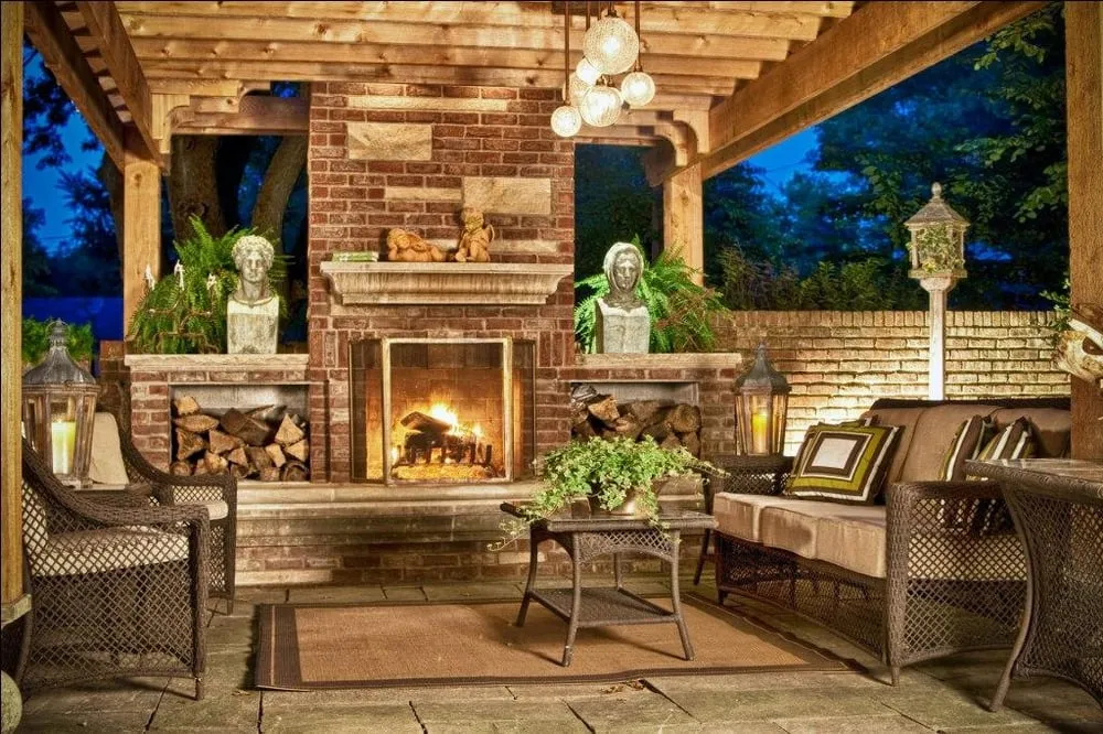 Top-rated yard cleanup service in Indianapolis, IN - Lemcke Landscape