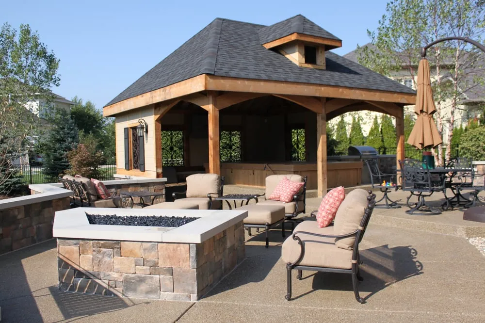 Top-rated lawn mowing service in Indianapolis, IN by Lemcke Landscape