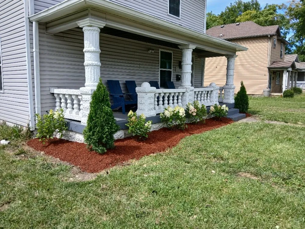 Affordable garden landscaping in Greenwood, IN - Lemon Green Lawn Care