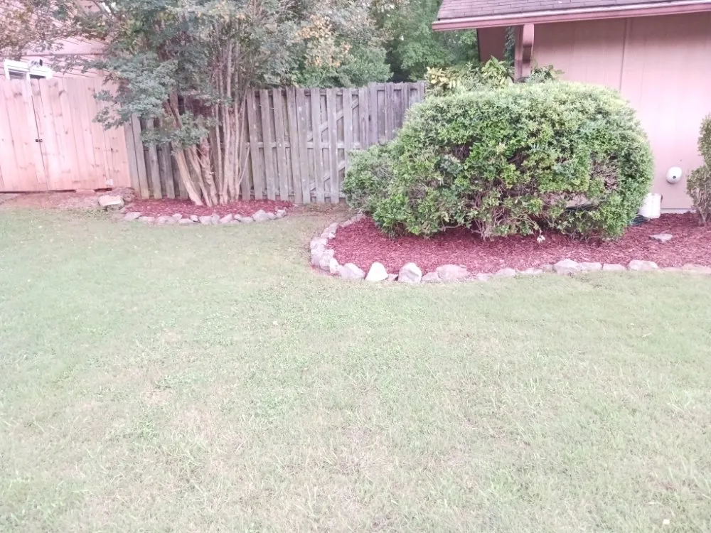 Trusted lawn mowing service in Guntersville, AL - Lemons Complete Lawn Care service