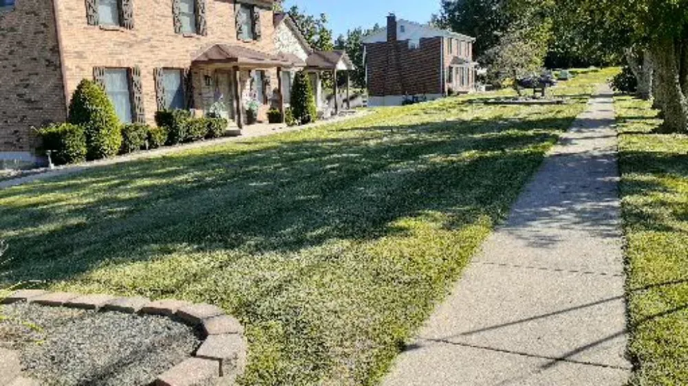 Custom yard maintenance experts serving Oxford, OH - Lemons Lawn Care