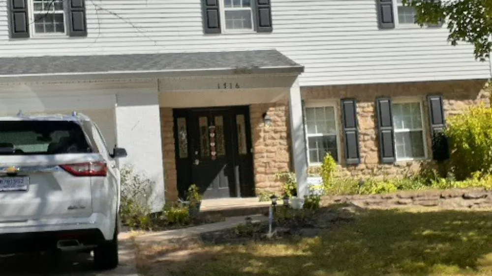 Trusted lawn mowing service experts serving Oxford, OH - Lemons Lawn Care