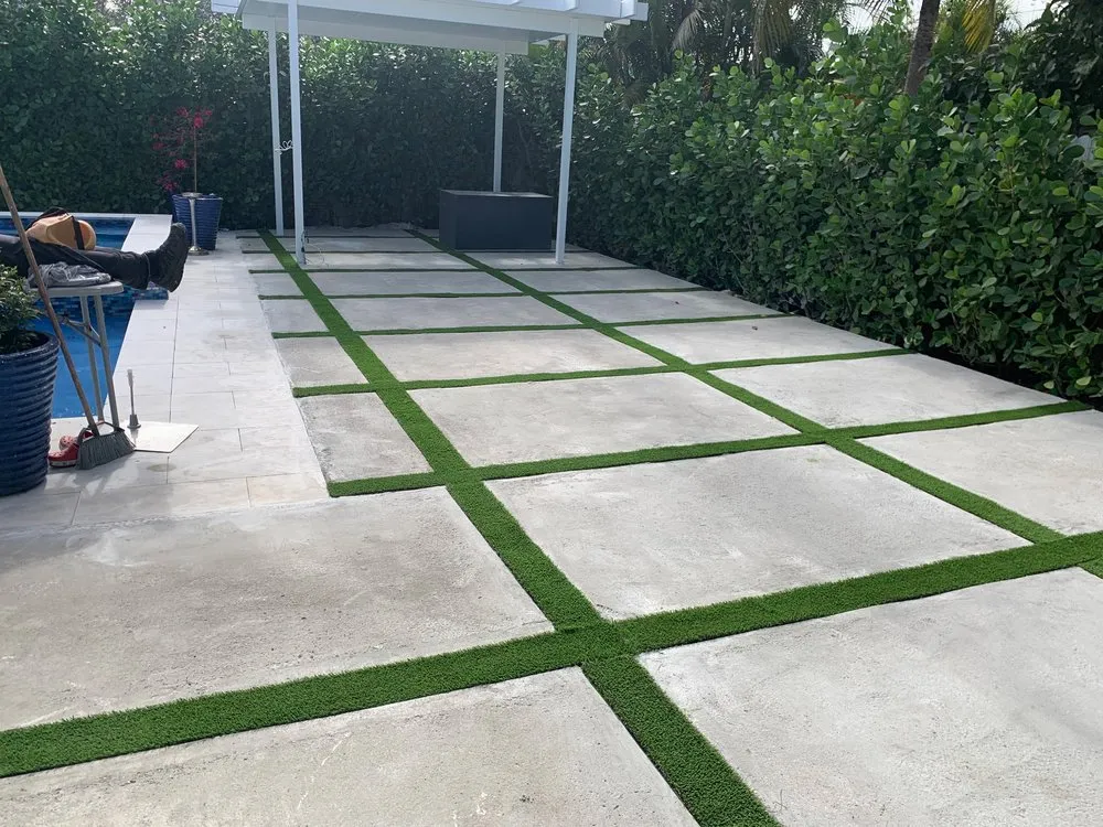 Professional outdoor landscaping in Miami, FL by Lenc Maintence