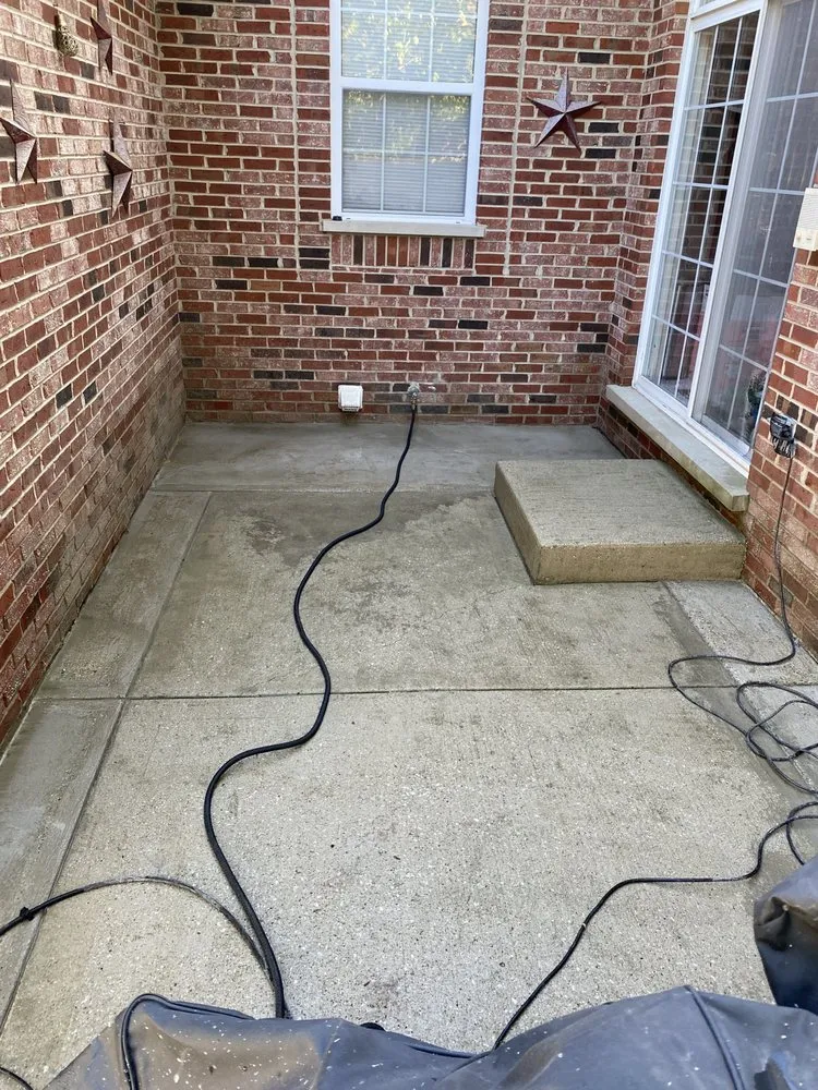 Reliable outdoor landscaping with custom design in Richton Park, IL by Lenere Construction