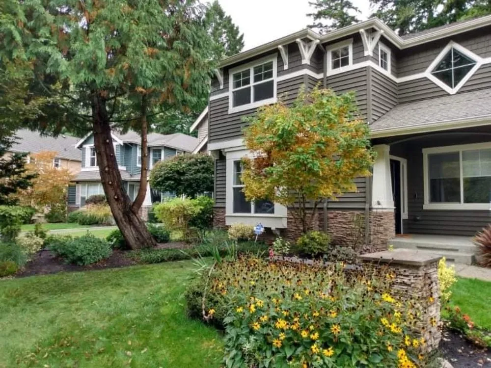 Affordable lawn care service experts serving Granite Falls, WA - Lenker's Services