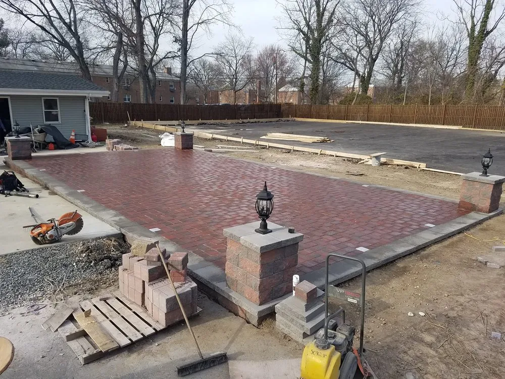 Reliable outdoor landscaping experts serving Feasterville-Trevose, PA - Lenny Company´s