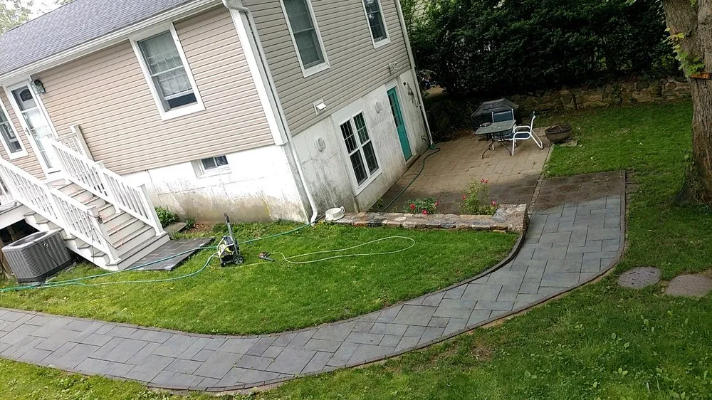 Trusted lawn care service in Norwalk, CT - Lenox Powerwashing and Landscaping