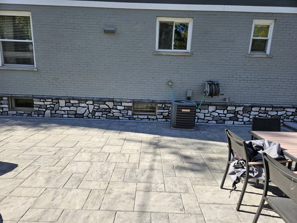 Trusted yard cleanup service experts serving Cincinnati, OH - León's Landscaping