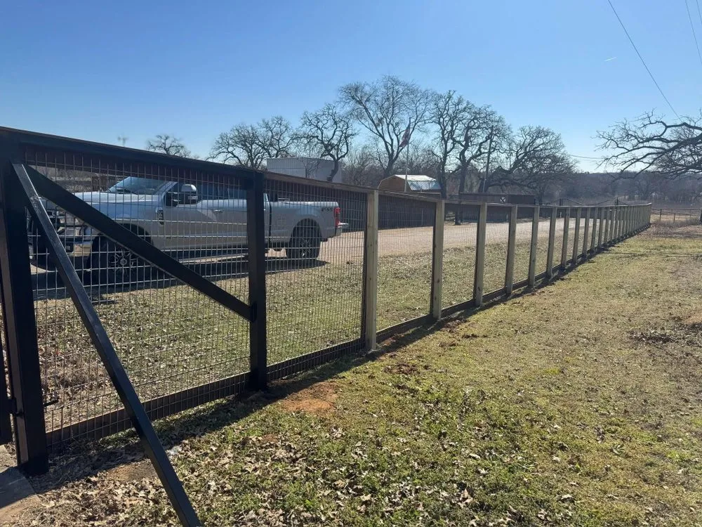 Expert yard maintenance experts serving Alvarado, TX - Lenz Lawn Care