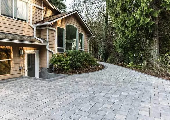 Professional landscape design in Frederick, MD by Leo Carias Services