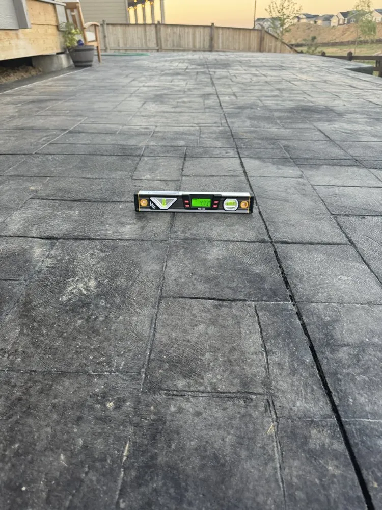 Affordable yard cleanup service experts serving Brighton, CO - Leo Landscape