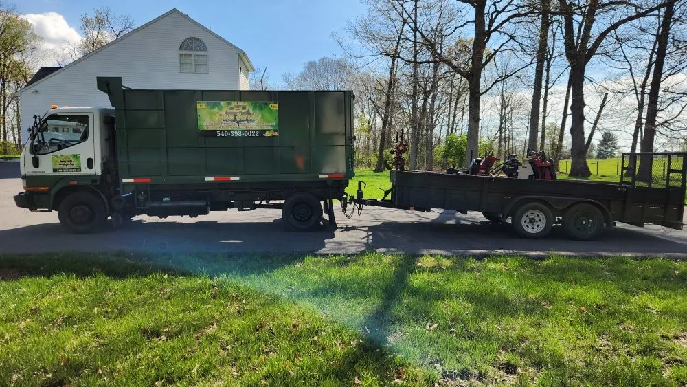 Professional lawn mowing service in Winchester, VA - Leo Lawn Service