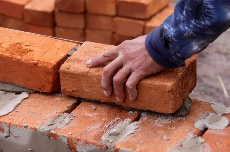 Local garden landscaping in Tucson, AZ by Leo Lion Landscaping & Masonry