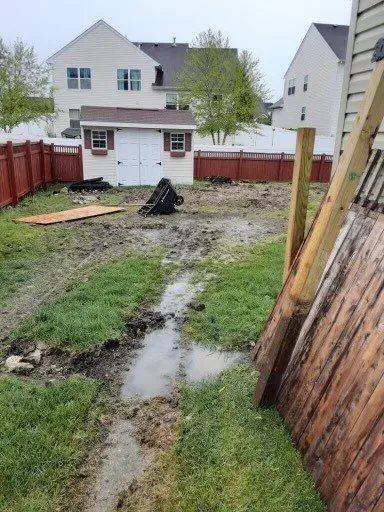 Local yard cleanup service experts serving Aurora, IL - Leo Plainfield Landscaping