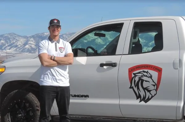 Leo Property Care Logo