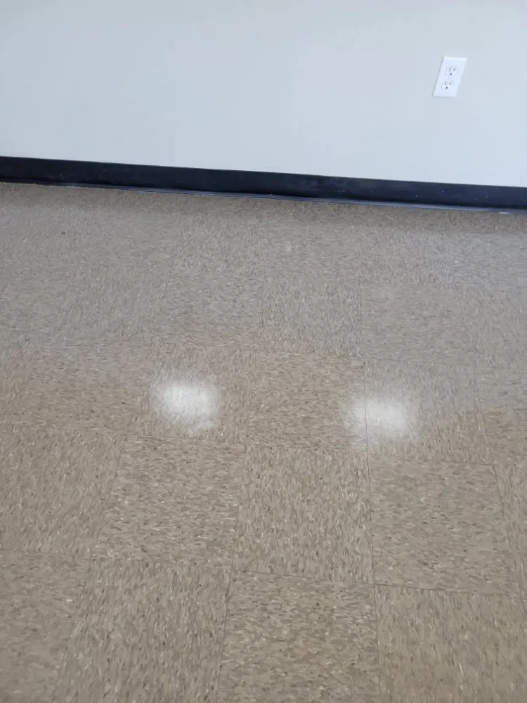 Custom lawn mowing service for year-round maintenance across Rock Hill, SC - Leoaries