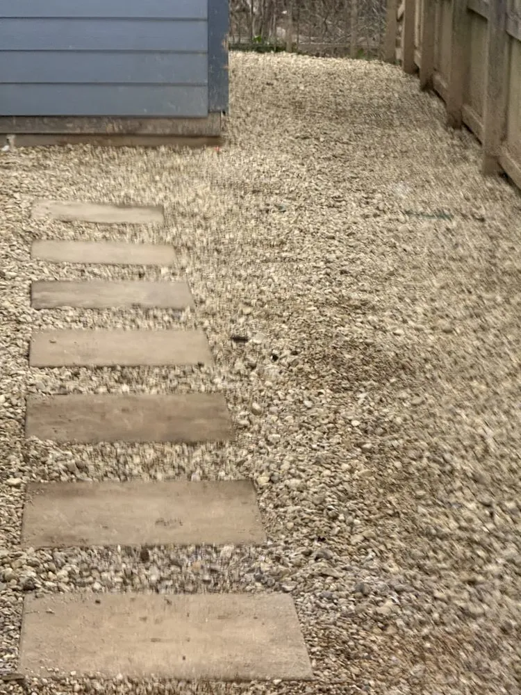 Professional lawn care service for residential properties in Baton Rouge, LA by Leon Donald Landscaping & Lawn Maintenance