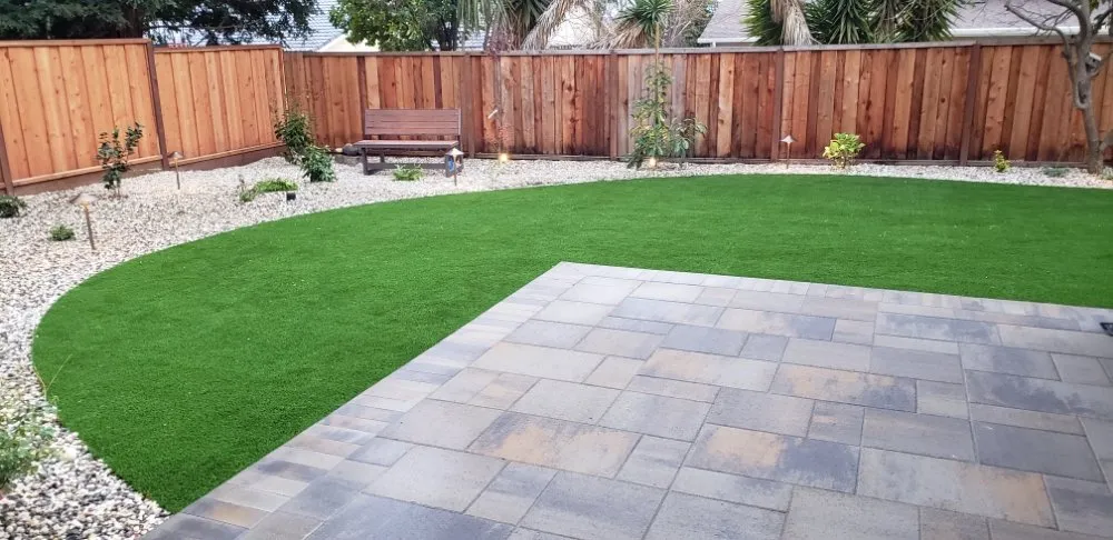 Expert yard cleanup service experts serving Redwood City, CA - Leon Gardening and Landscaping