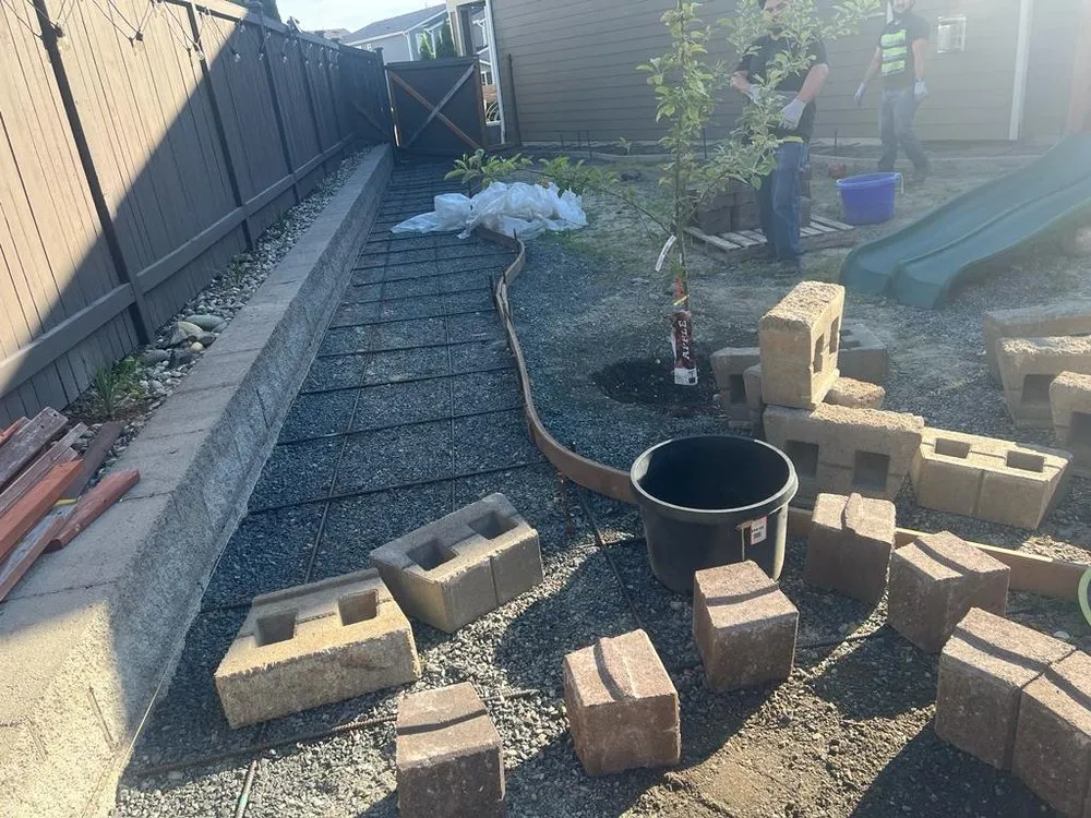 Reliable lawn mowing service experts serving Monroe, WA - Leon Landscaping & Construction