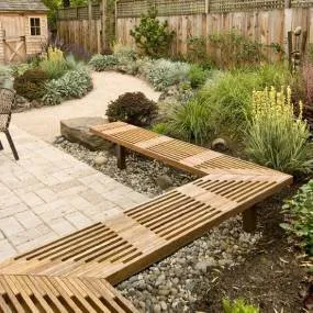 Reliable yard maintenance experts serving Encinitas, CA - Leonardes Landscaping