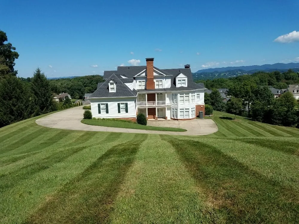 Affordable outdoor landscaping in Jonesborough, TN - Leonard's Lawn And Landscape