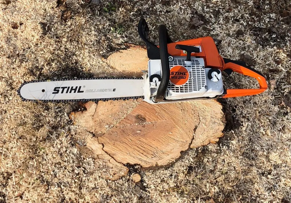 Expert residential landscaping in Jonesborough, TN by Leonard's Lawn And Landscape