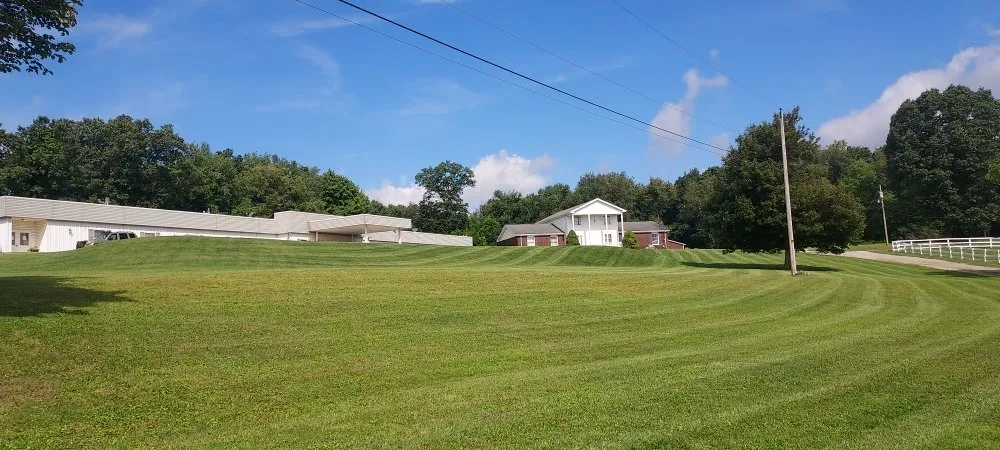 Local lawn care service near you in Ford City, PA by Leonard's Lawn Care